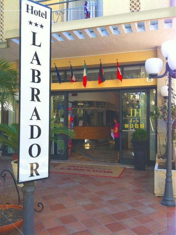 Hotel Labrador 3*